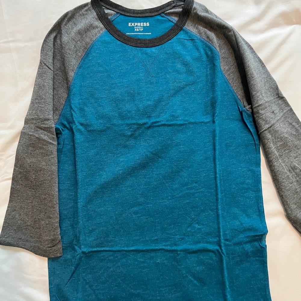 Express baseball tee